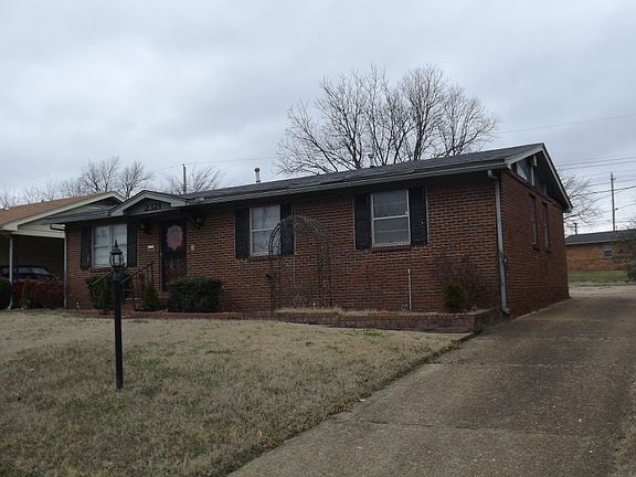 2nd image of 2321 Bridgeport Dr