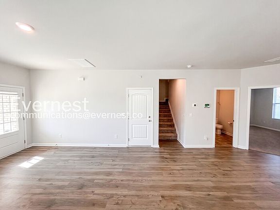 5th image of 260 Hazel Ln