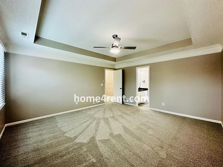 902 Sherman Pkwy — Photo 34
