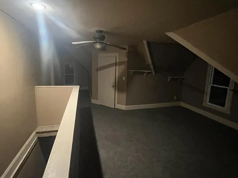 1628 Laurel Ave — Photo 11