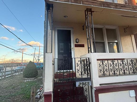 5th image of 2965 N Hancock St