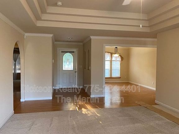 2nd image of 752 Divot Dr