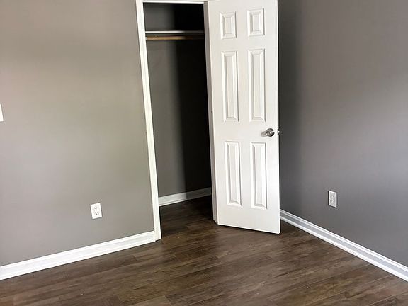 5th image of 3800 Brentwood Dr Unit 7