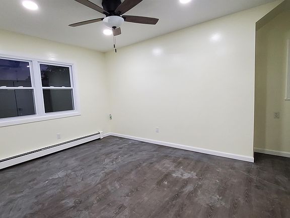 4th image of 35 Beacon Ave Floor 2