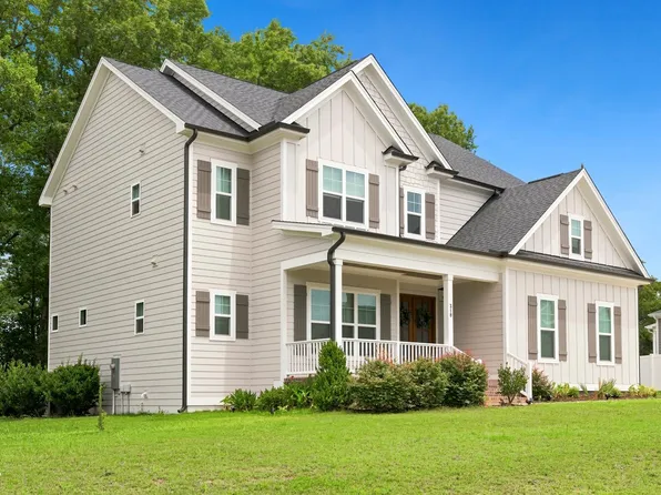 318 Lambert Ln, Fuquay Varina, NC 27526