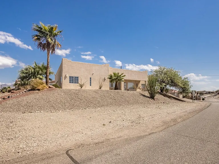 784 Cactus Dr — Photo 34