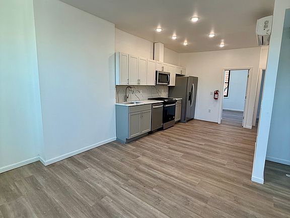 2nd image of 82 Madison Ave APT 2