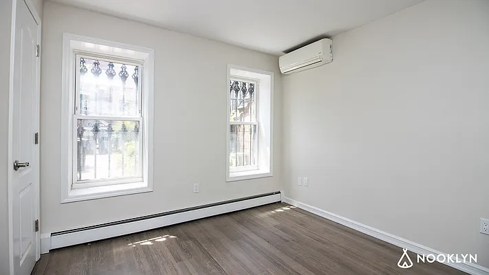 Rented by Nooklyn NYC LLC | media 15
