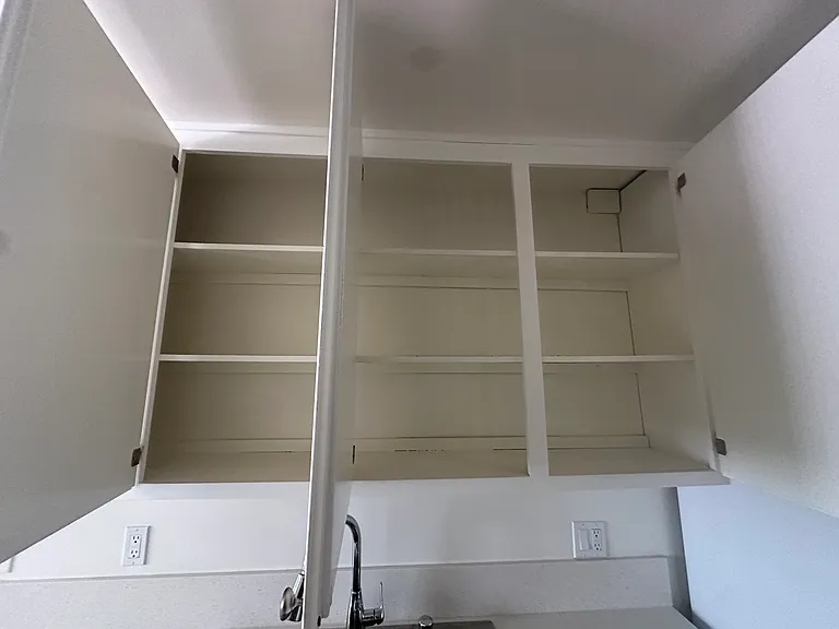 1320 Armacost Ave #6 — Photo 8