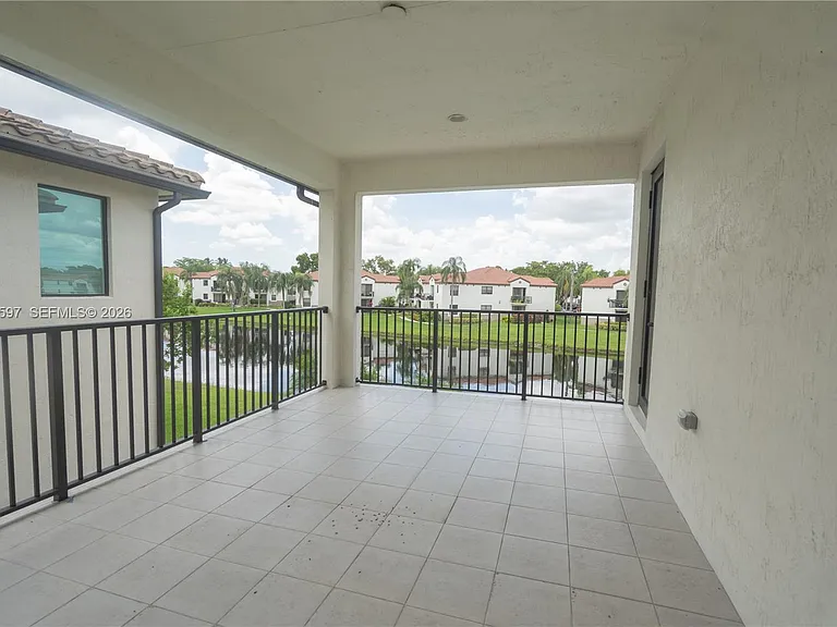 11826 SW 13th Ct — Photo 17