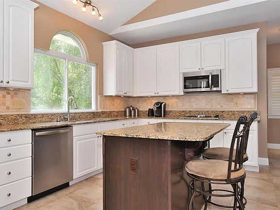 3rd image of 1650 Garden Valley Dr