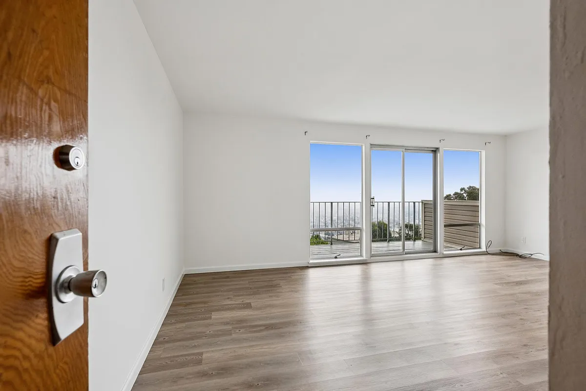 Building Photo - 40 Crestline Dr #8