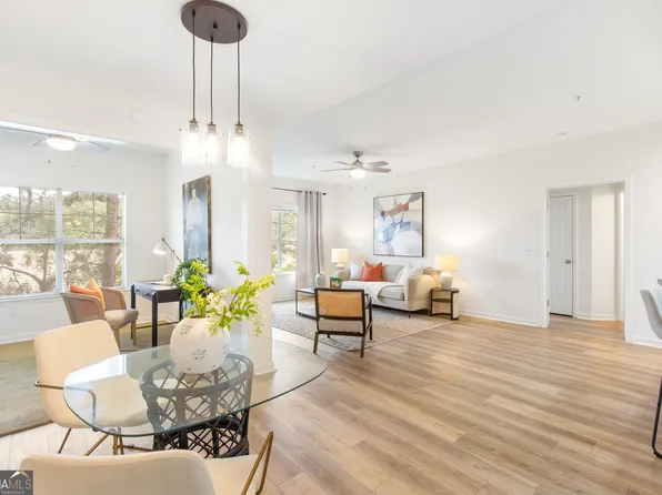 2700 Pine Tree Rd NE Unit 2201, Atlanta, GA 30324