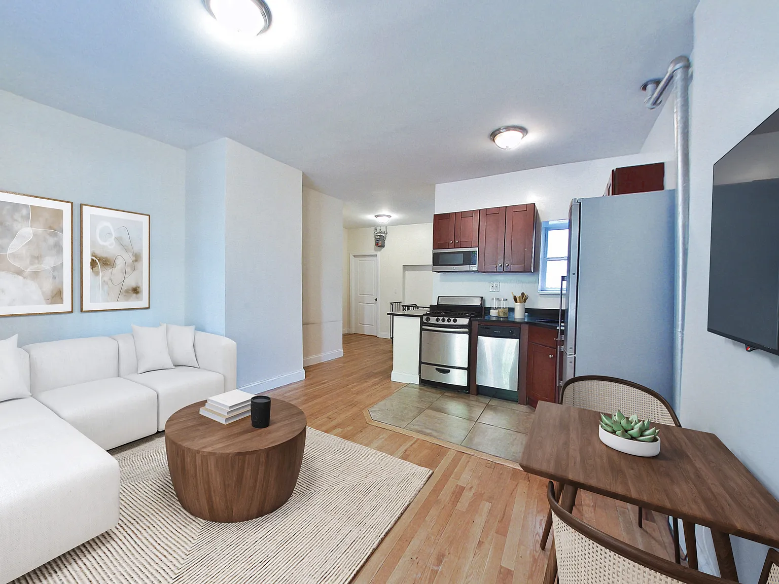207 West 11th Street — Photo 1
