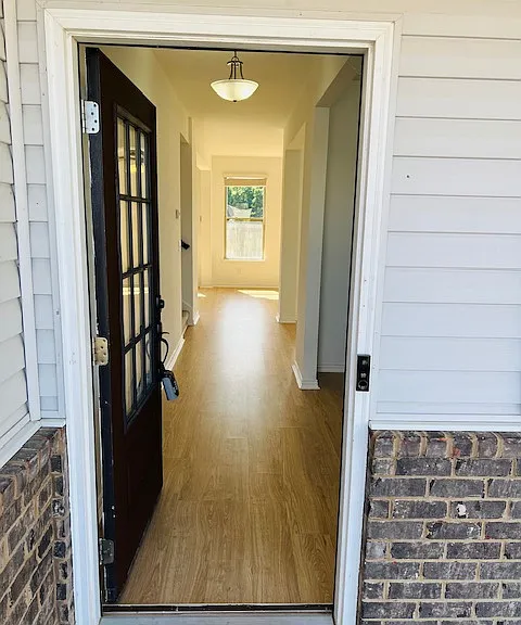 1008 Keeneland Dr — Photo 2