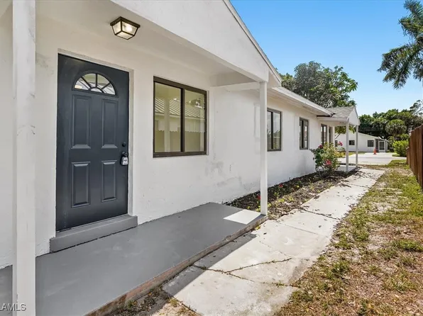 3655 Hibiscus Ave, Naples, FL 34104