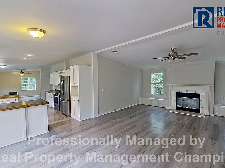 20 Deer Ridge Dr E — Photo 2