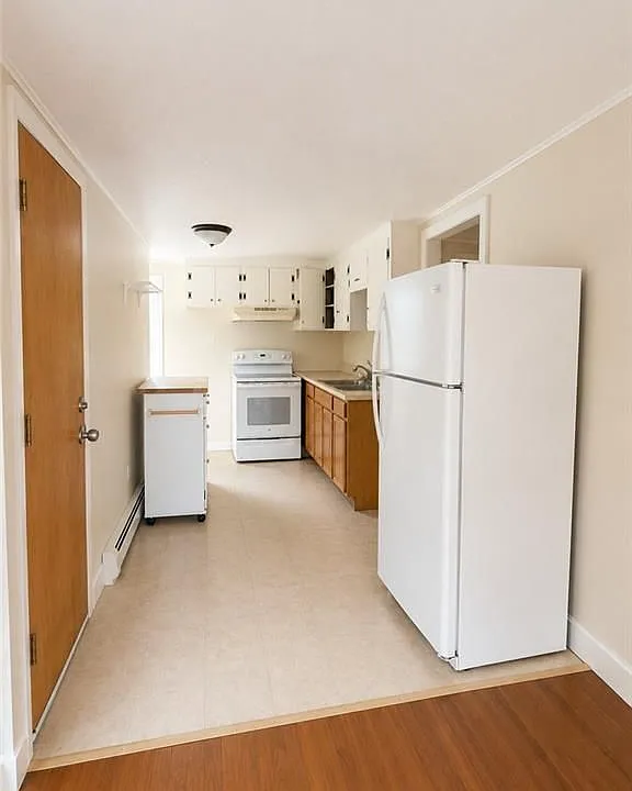 1187-1187 Putnam Pike #2-R
