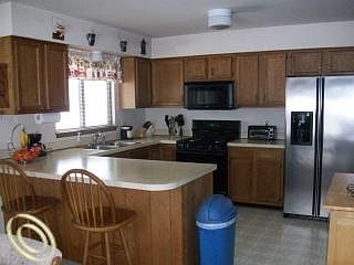 4th image of 2730 Harrington Rd
