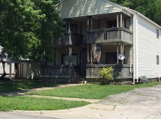 114 W Arch St, Nevada, MO 64772