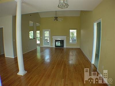 4th image of 4637 Pine Hollow