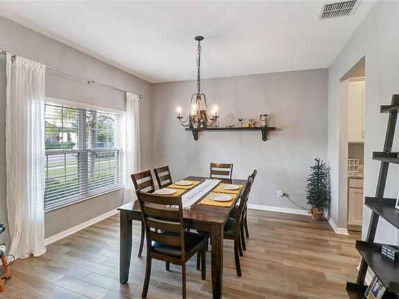 5th image of 10435 Arbor Groves Pl