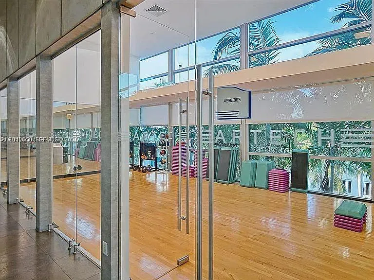 2950 NE 188th St #448 — Photo 20