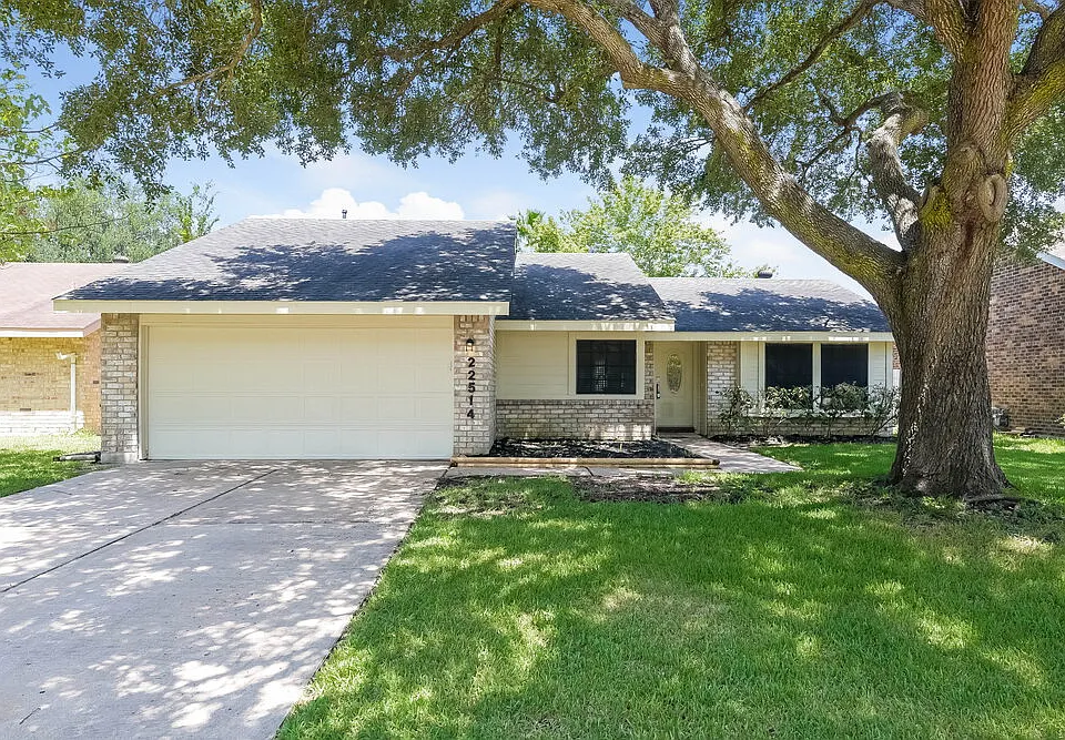 22514 Dabney Manor Ln