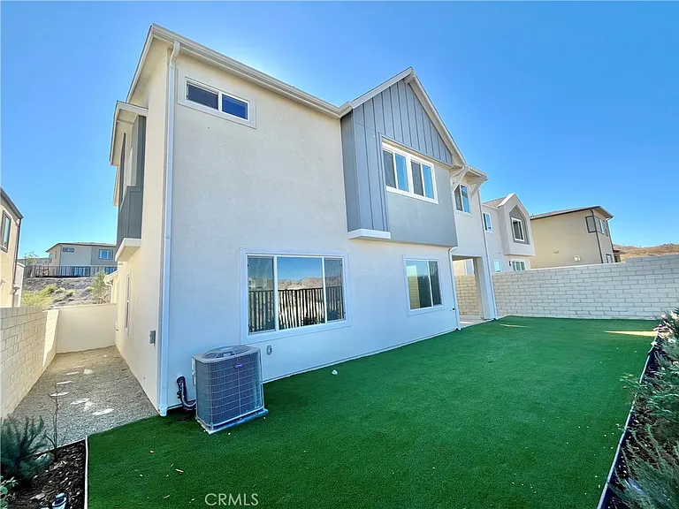 27812 Marquee Dr — Photo 27