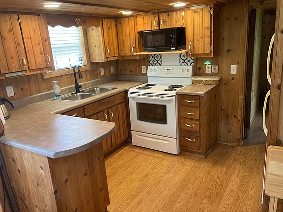 4th image of 8766 Nine Mile Ridge Rd