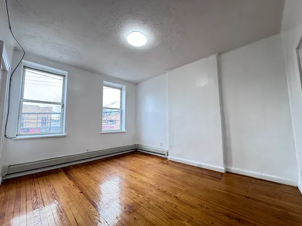 7410 15th Ave APT 2F, Brooklyn, NY 11228
