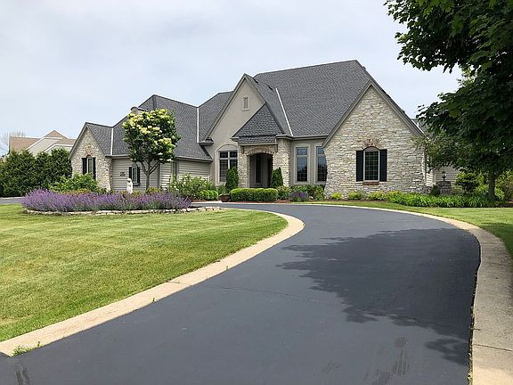 2nd image of W383N6500 N Woodlake Cir