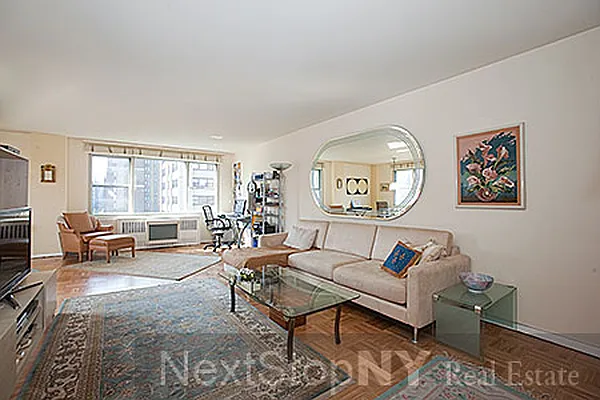 Sold by NextStopNY | media 19