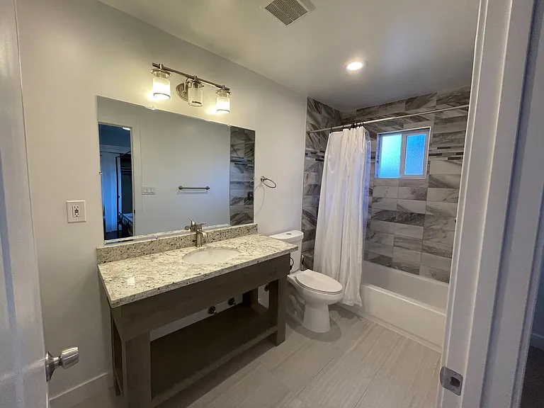 3006 Chestnut Hill Dr — Photo 14