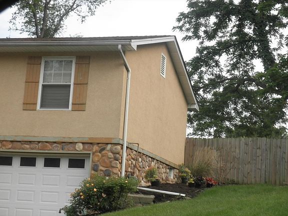 3rd image of 11834 Jonesdale Ct