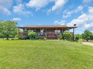 9652 Clift Rd, Strawberry Plains, TN 37871