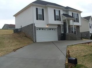 1015 Granny White Rd, Clarksville, TN 37040