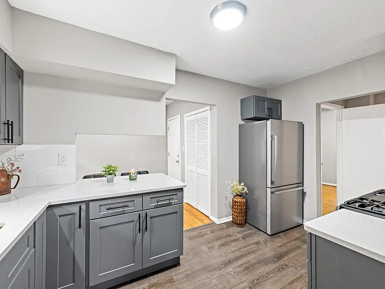 13425 Merl Ave — Photo 3