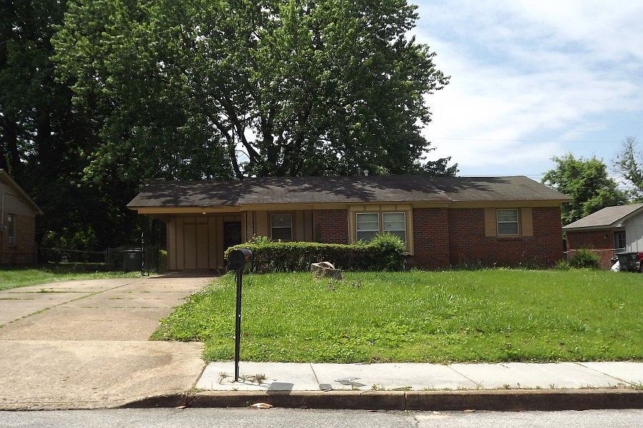 1st image of 289 Lillian Dr