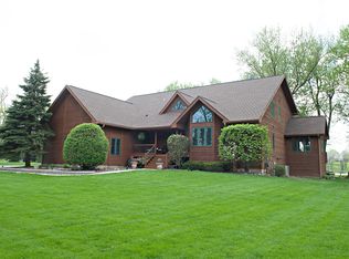 2803 N Bayview Ln, McHenry, IL