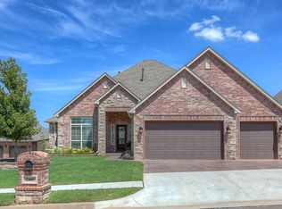 2400 Wellington Way, Edmond, OK 73012