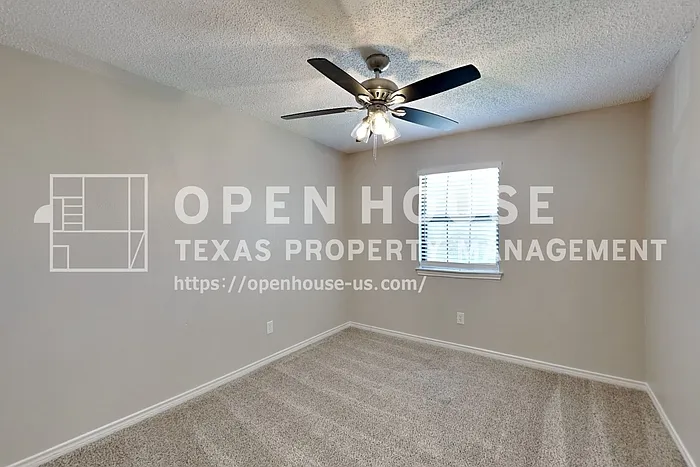 2104 Rose Cliff Ln — Photo 16