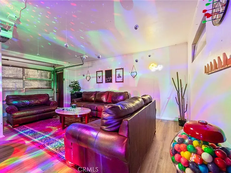 7433 Fairway Dr — Photo 32