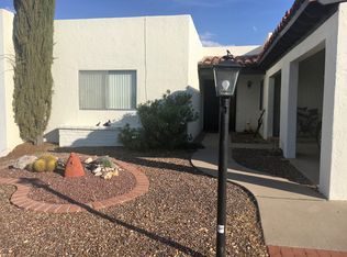 937 S Placita Guarina, Green Valley, AZ 85614