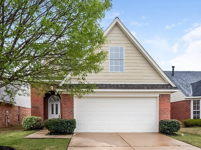 5456 Pollard Dr — Photo 1