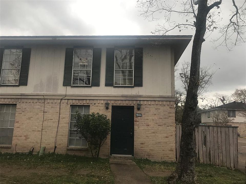1st image of 1944 Upland Dr