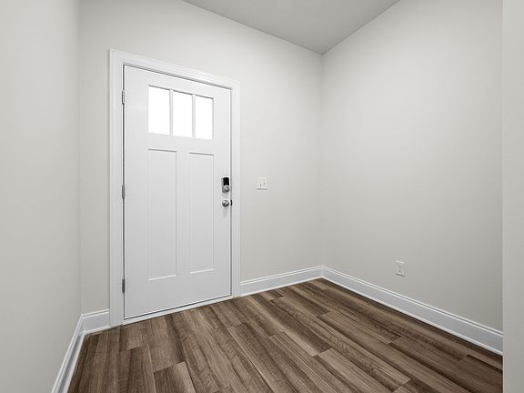 3rd image of 818 Arrington Way