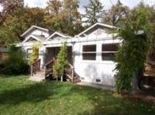 11713 River Rd, Forestville, CA 95436