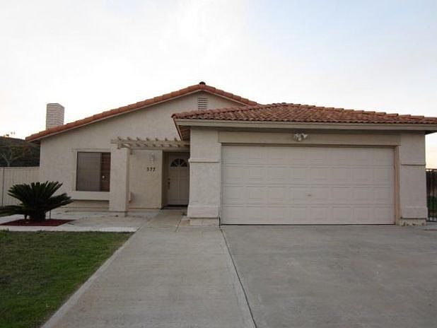 1st image of 577 Crestwood Dr