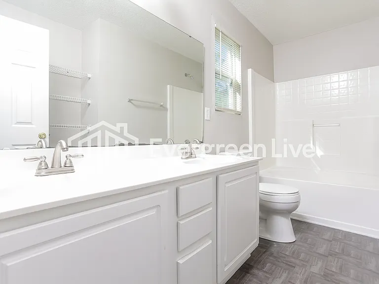 213 Rosebrook Dr — Photo 8